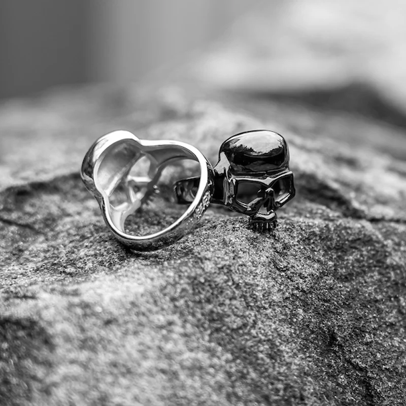 BOBHEAD Black Skull Ring - Image 4