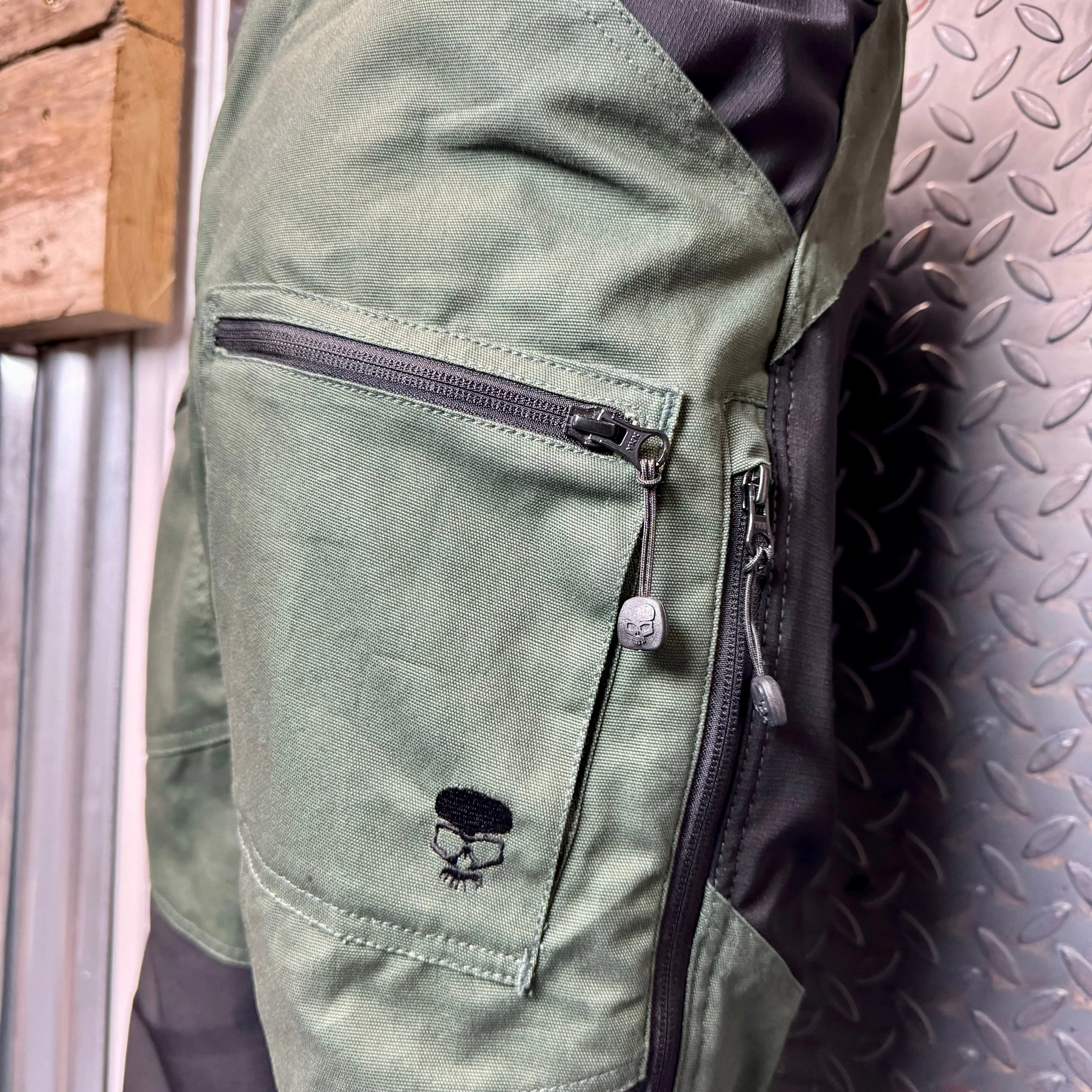 BOBHEAD Casual Cargo Combats Black / Green - Image 6